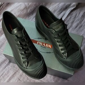 Prada Runway Sneaker 2015- 2016 Era Mens 10 Mono Chromatic Black Italian…